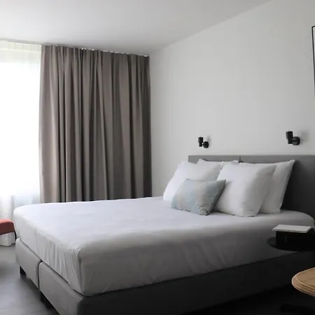 National Hotel